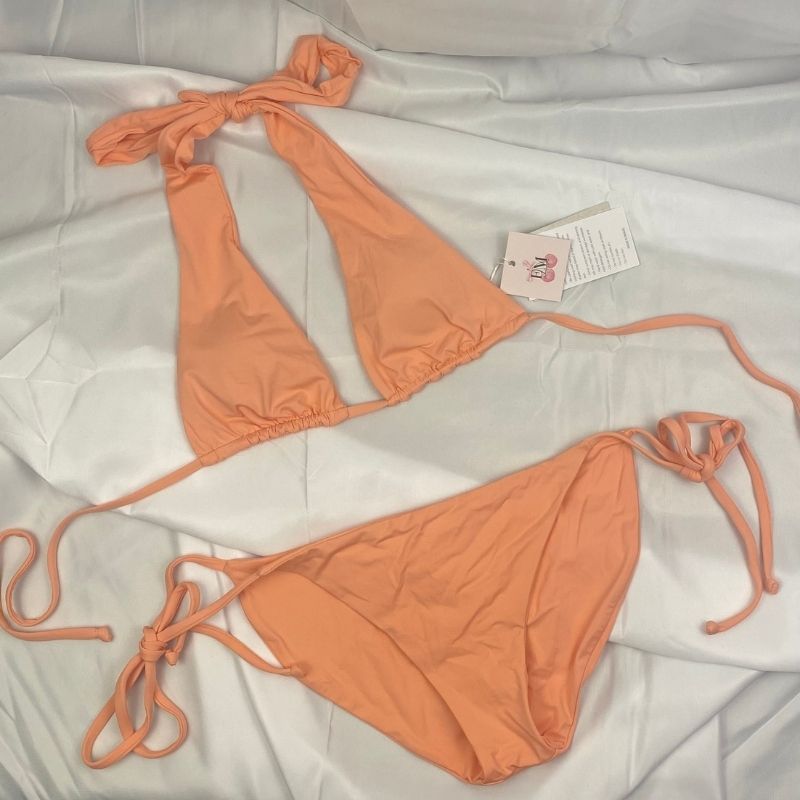 Pretty in Peach bikini top